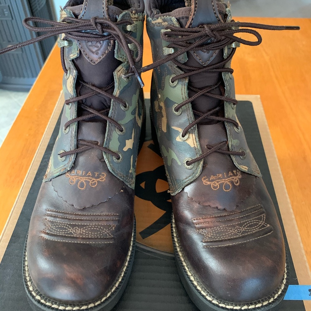 Ariat lace up boots